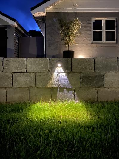 Holmegaardssten Kantblok Grå m/ Vega lampe 0,75W Light By Juul