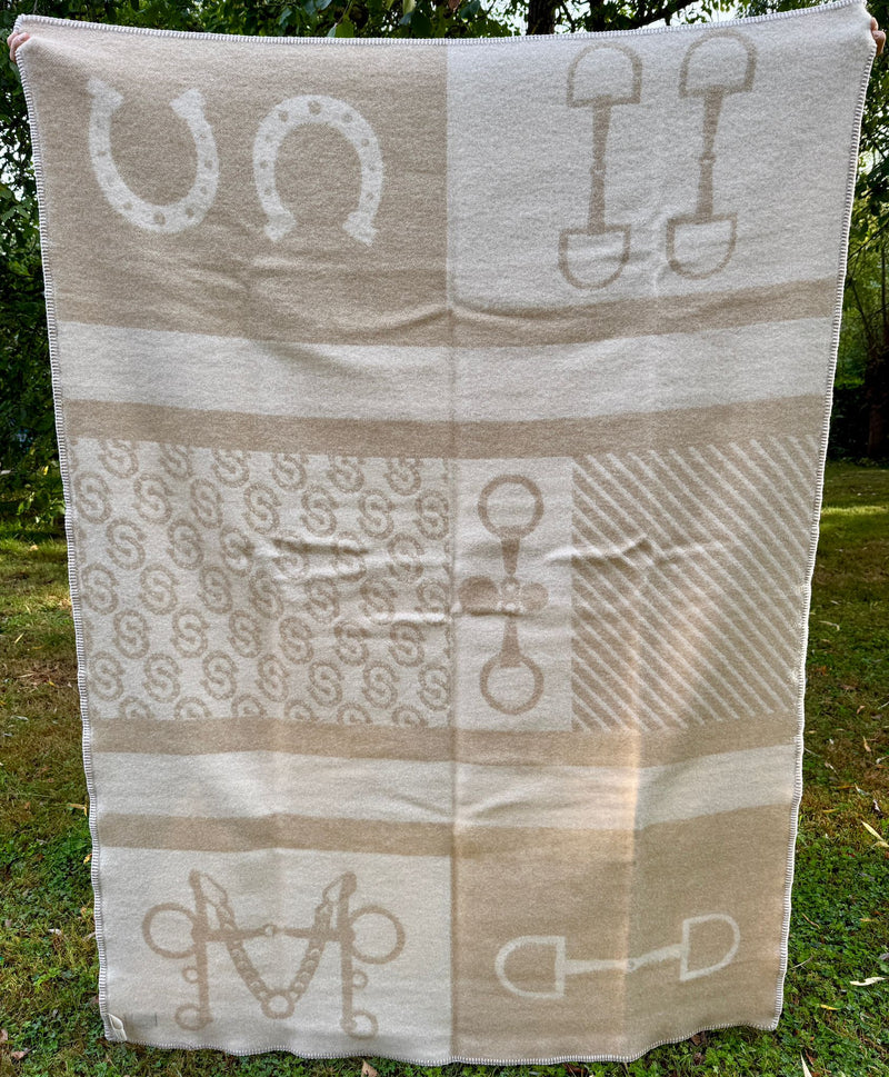 Plaid Belpo Cavalière med hestemotiv i 100% ren ny uld