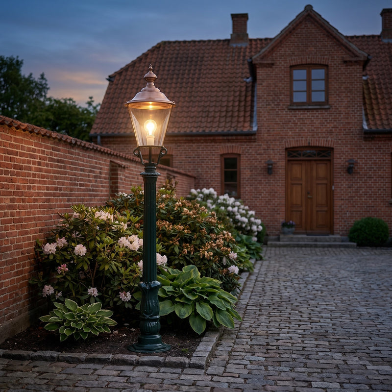 De Rijp standerlampe, m/K3b, 150 cm i brug udendørs