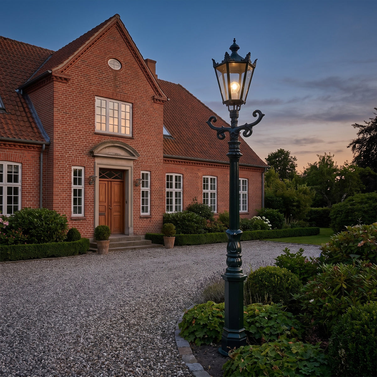 De Wormer standerlampe, m/K7b, 225 cm i brug udendørs
