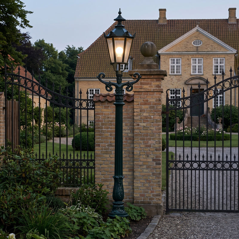 Nurnberg standerlampe, m/K7b inkl. kroner, 205 cm i brug udendørs