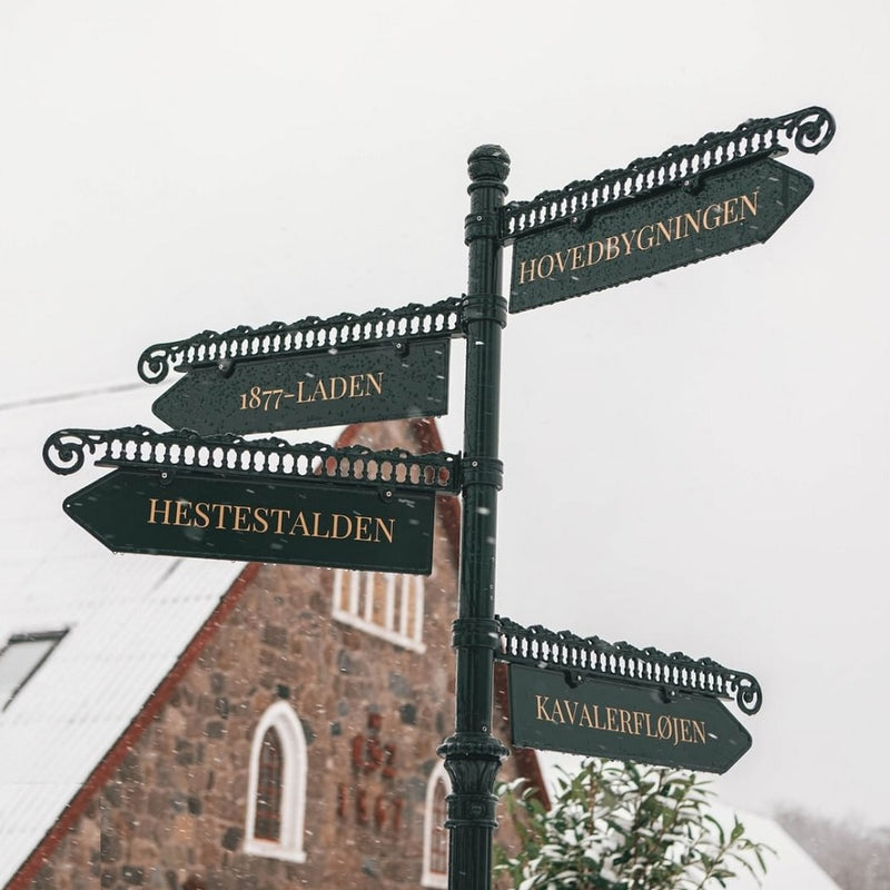 Vejviserskilte på stander Cambridge
