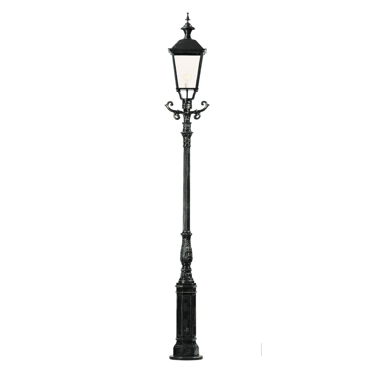 Wenen standerlampe m/K5, 325 cm i sort